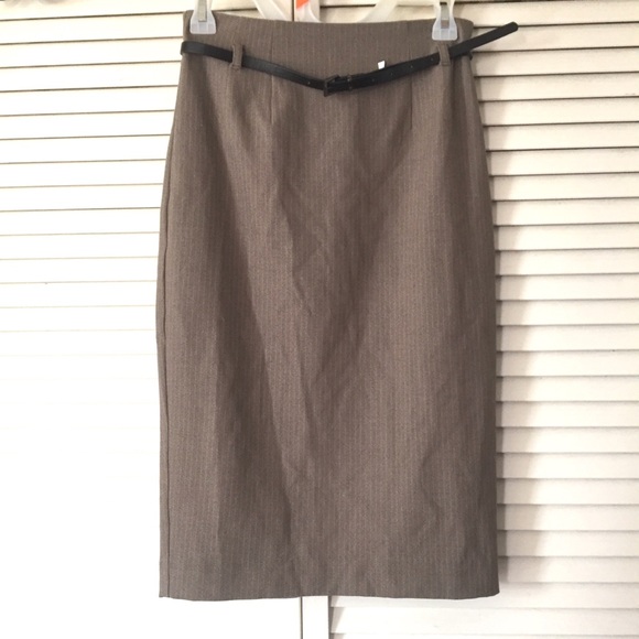 Express Dresses & Skirts - NWT Express women’s brown pencil skirt with belt